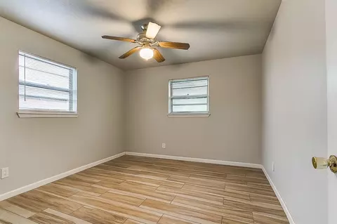 Bedroom - 809 Oliver St, Norman, OK 73071 photo 1 of 4