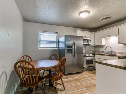 Kitchen - 809 Oliver St, Norman, OK 73071 photo 1 of 3