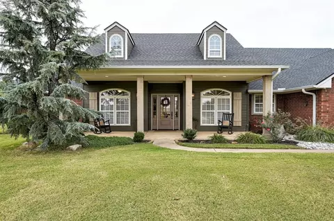 5321 Castle Ridge Dr, Mustang, OK 73064