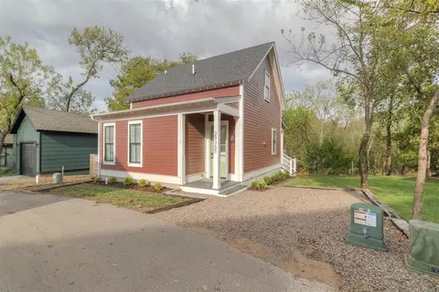 29365 Cottage Woods Rd, Norman, OK 73072