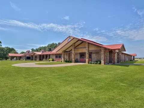 20196 Holiday Ct, Purcell, OK 73080