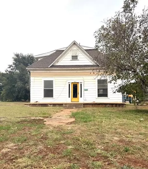 421 S Linwood St, Cordell, OK 73632