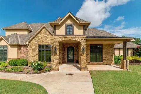 21687 Coffee Tree Cir, Edmond, OK 73012