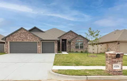 4524 Adobe Ct, Yukon, OK 73099