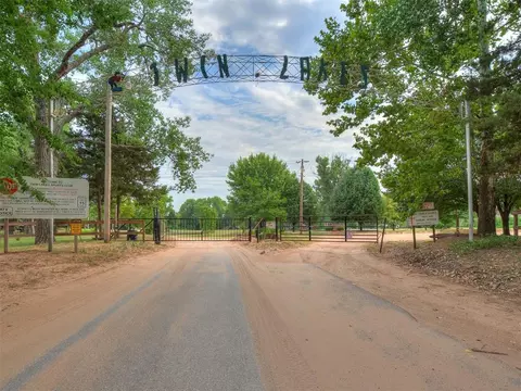 430 Murphy Dr, Crescent, OK 73028 photo 32