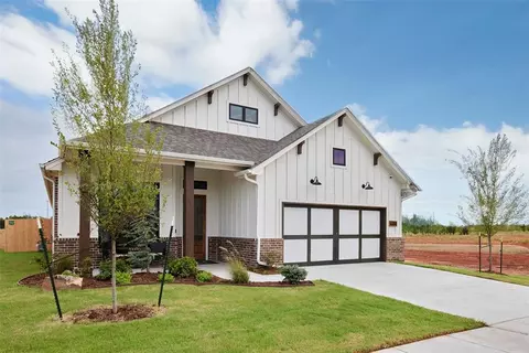 16304 Blue Mist Ln, Oklahoma City, OK 73013