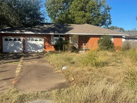 6909 NW 11th St, Oklahoma City, OK 73127