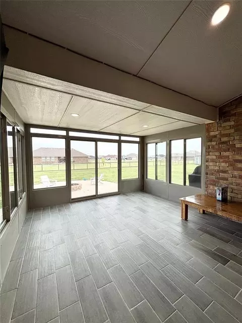Exterior - 19 Integrity Cir, Altus, OK 73521 photo 2 of 3