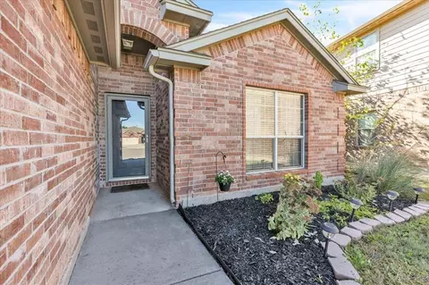 8908 NW 104th St, Oklahoma City, OK 73162
