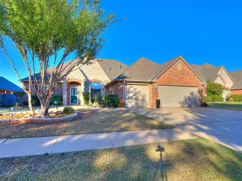 17101 Wales Green Ave, Edmond, OK 73012