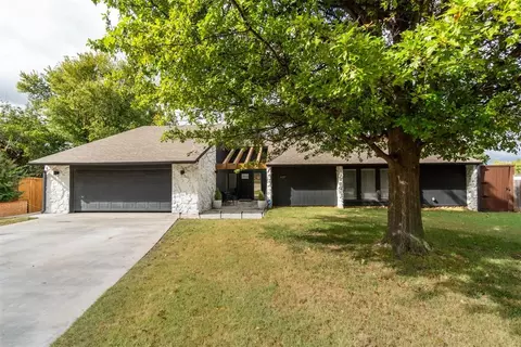 11237 Folkstone Dr, Yukon, OK 73099