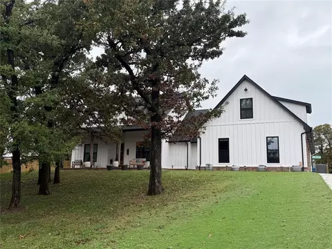 6025 Lindberg Ln, Arcadia, OK 73007