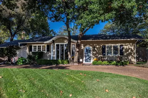 3018 N Harvey Pkwy, Oklahoma City, OK 73103