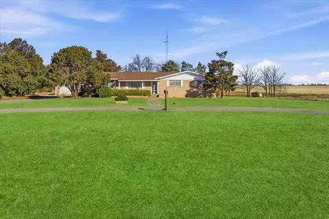 20532 State Hwy 9, Mangum, OK 73554