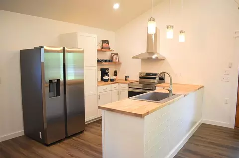 Kitchen - 1007 Cambell St, Broken Bow, OK 74728 photo 1 of 6