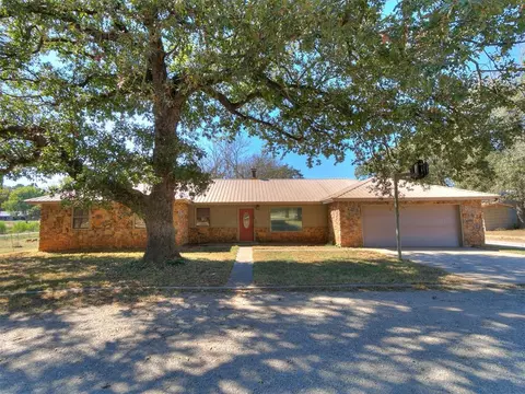 3460 Hensley Rd, Norman, OK 73026