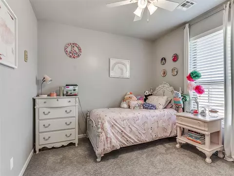 Bedroom - 508 Kings Ct, Tuttle, OK 73089 photo 3 of 8