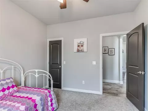 Bedroom - 508 Kings Ct, Tuttle, OK 73089 photo 5 of 8