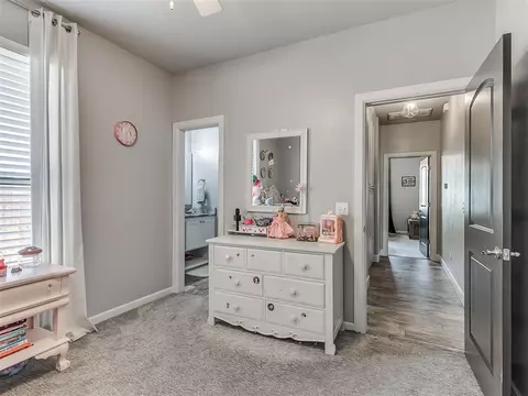 Other - 508 Kings Ct, Tuttle, OK 73089 photo 2 of 9