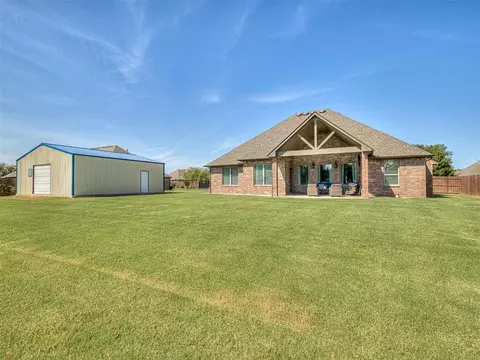Exterior - 508 Kings Ct, Tuttle, OK 73089 photo 3 of 3