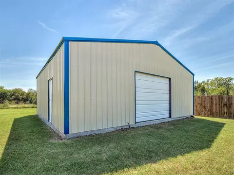 Other - 508 Kings Ct, Tuttle, OK 73089 photo 8 of 9