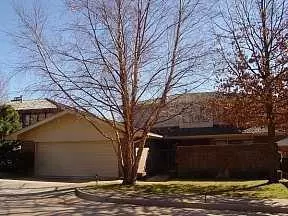 520 E Oak Pl, Edmond, OK 73003 photo 2