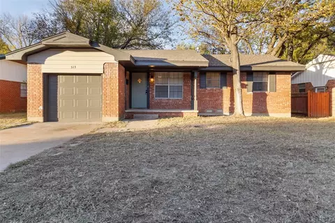 513 Inwood Dr, Norman, OK 73072
