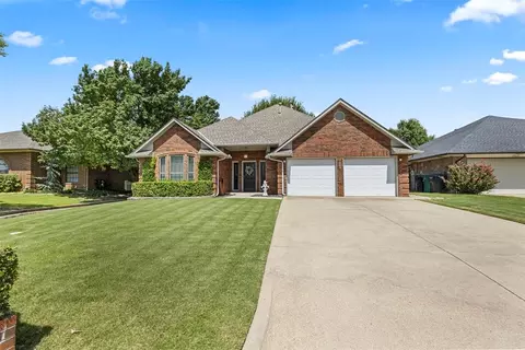 7129 NW 102nd St, Oklahoma City, OK 73162