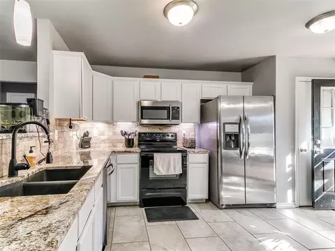 Kitchen - 608 E Juniper Ln, Mustang, OK 73064 photo 3 of 3