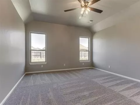 Bedroom - 1925 SW 40th St, Moore, OK 73160 photo 1 of 8