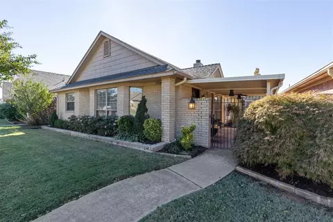 2724 Tealwood Dr, Oklahoma City, OK 73120