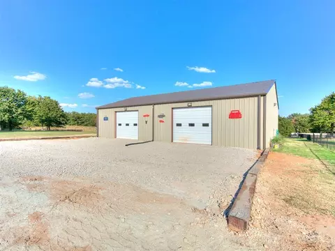 Exterior - 17809 Deer Trl, Mcloud, OK 74851 photo 4 of 7