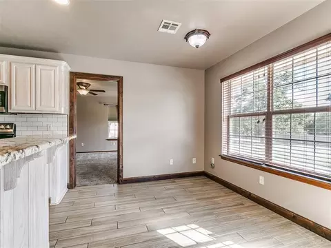 Dining - 17809 Deer Trl, Mcloud, OK 74851 photo 1 of 1