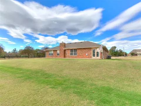 Exterior - 17809 Deer Trl, Mcloud, OK 74851 photo 6 of 7