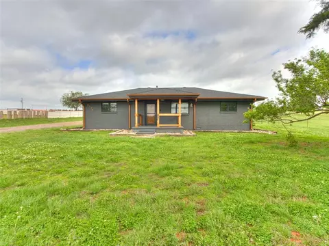 2374 County Road 1270, Blanchard, OK 73010