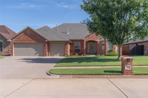333 E Mobile Ter, Mustang, OK 73064