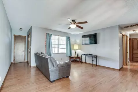 Living - 314 E Locust St, Tecumseh, OK 74873 photo 2 of 4