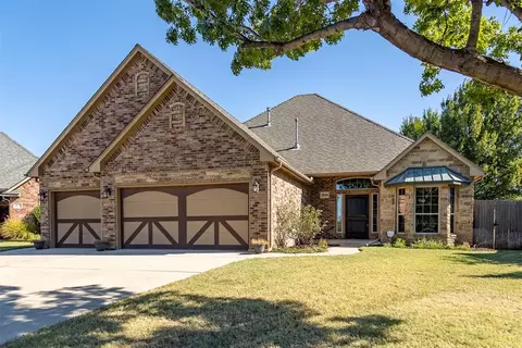 1909 Brooke Ct, Edmond, OK 73003