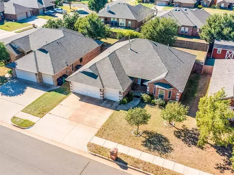 13805 Hunter Jackson Dr, Yukon, OK 73099