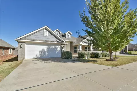 721 Carolyn Ridge Rd, Norman, OK 73071