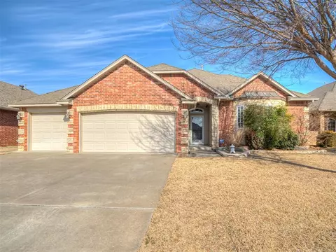 2717 SW 141st St, Oklahoma City, OK 73170