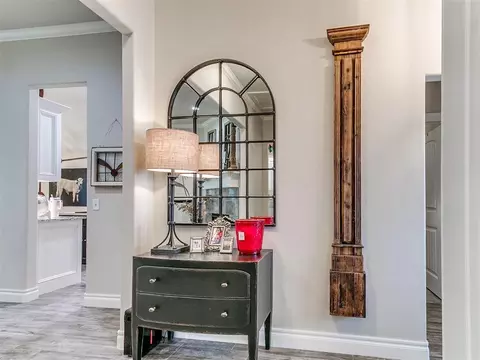 Entry Way - 1509 Shadow Ter, Yukon, OK 73099 photo 1 of 4