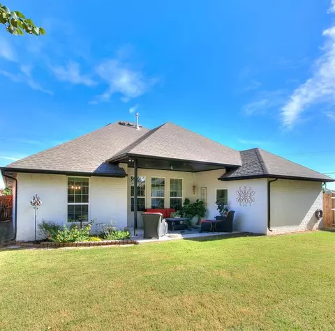 Other - 1509 Shadow Ter, Yukon, OK 73099 photo 4 of 4