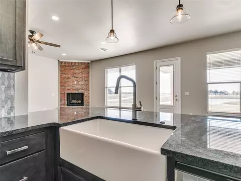 1637 Big Sky Dr, Tuttle, OK 73089 photo 9