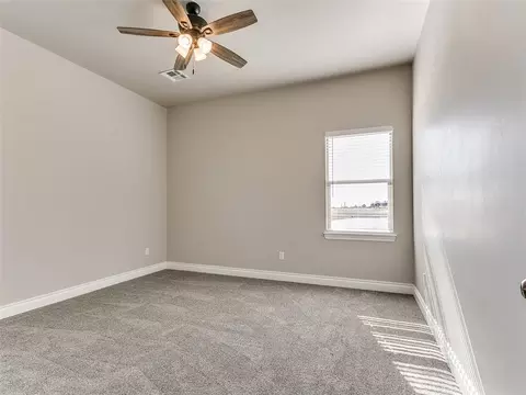 1637 Big Sky Dr, Tuttle, OK 73089 photo 30