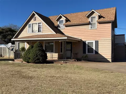 1709 W Broadway Ave, Elk City, OK 73644