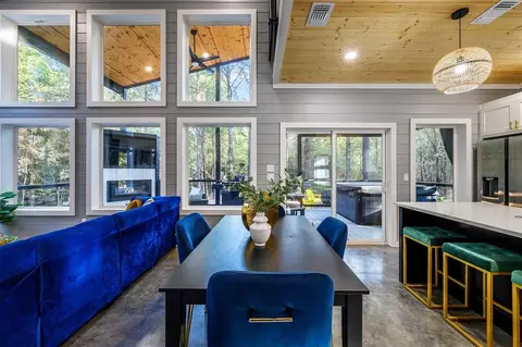 Dining - 755 Lukfata Fork Trl, Broken Bow, OK 74728 photo 1 of 1