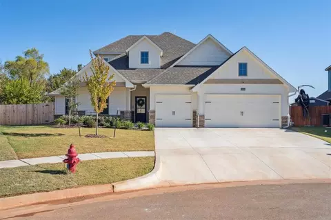 3308 Holland Cir, Edmond, OK 73012