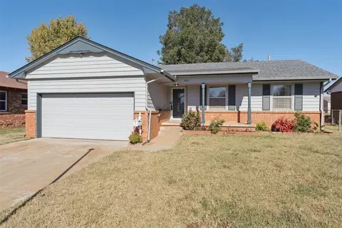 417 W Douglas Dr, Midwest City, OK 73110