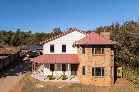 483 County Street 2753, Minco, OK 73059